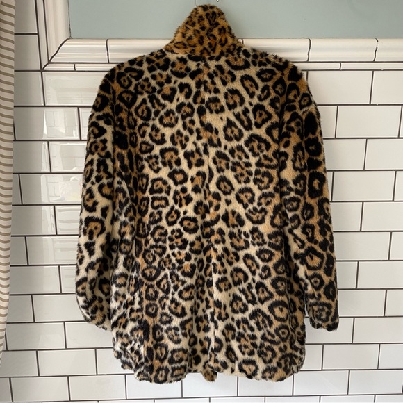 Faux fur leopard coat - sz small - Picture 4 of 7